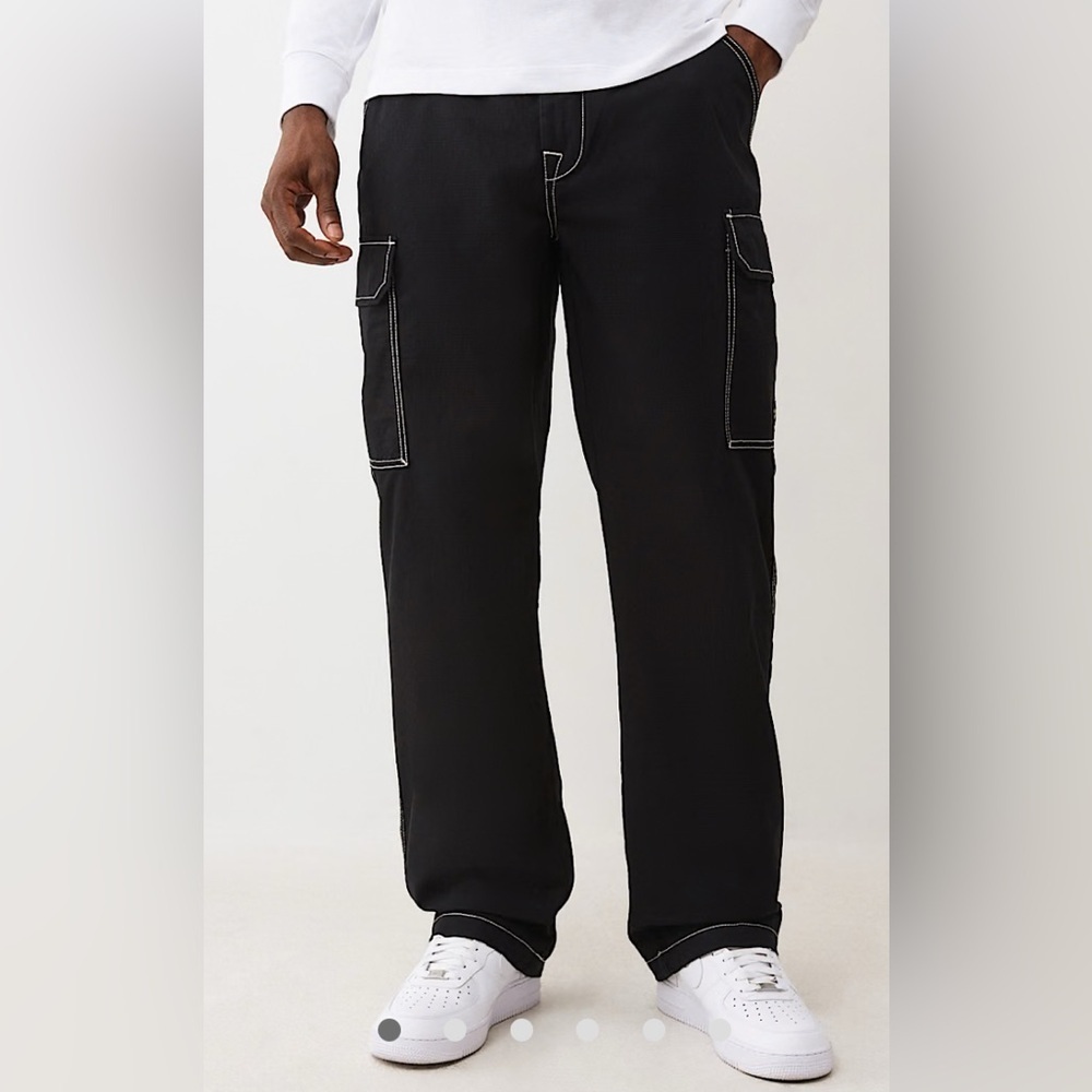 True religion Ripstop Cargo Pants for men Sz 36 waist jet black white stitching